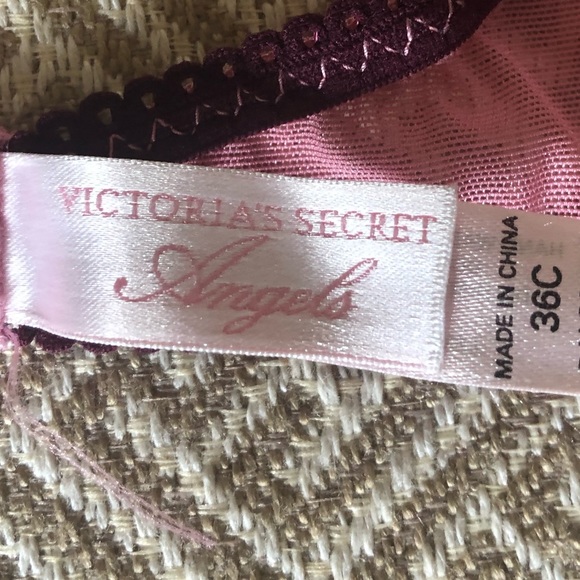 Victoria’s Secret underwire bra - Picture 3 of 10